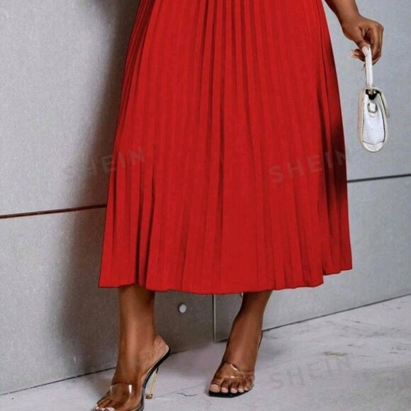 SHEIN Prive` Plus Size Solid Color Elastic Waist Pleated Midi Skirt - Picture 8 of 8